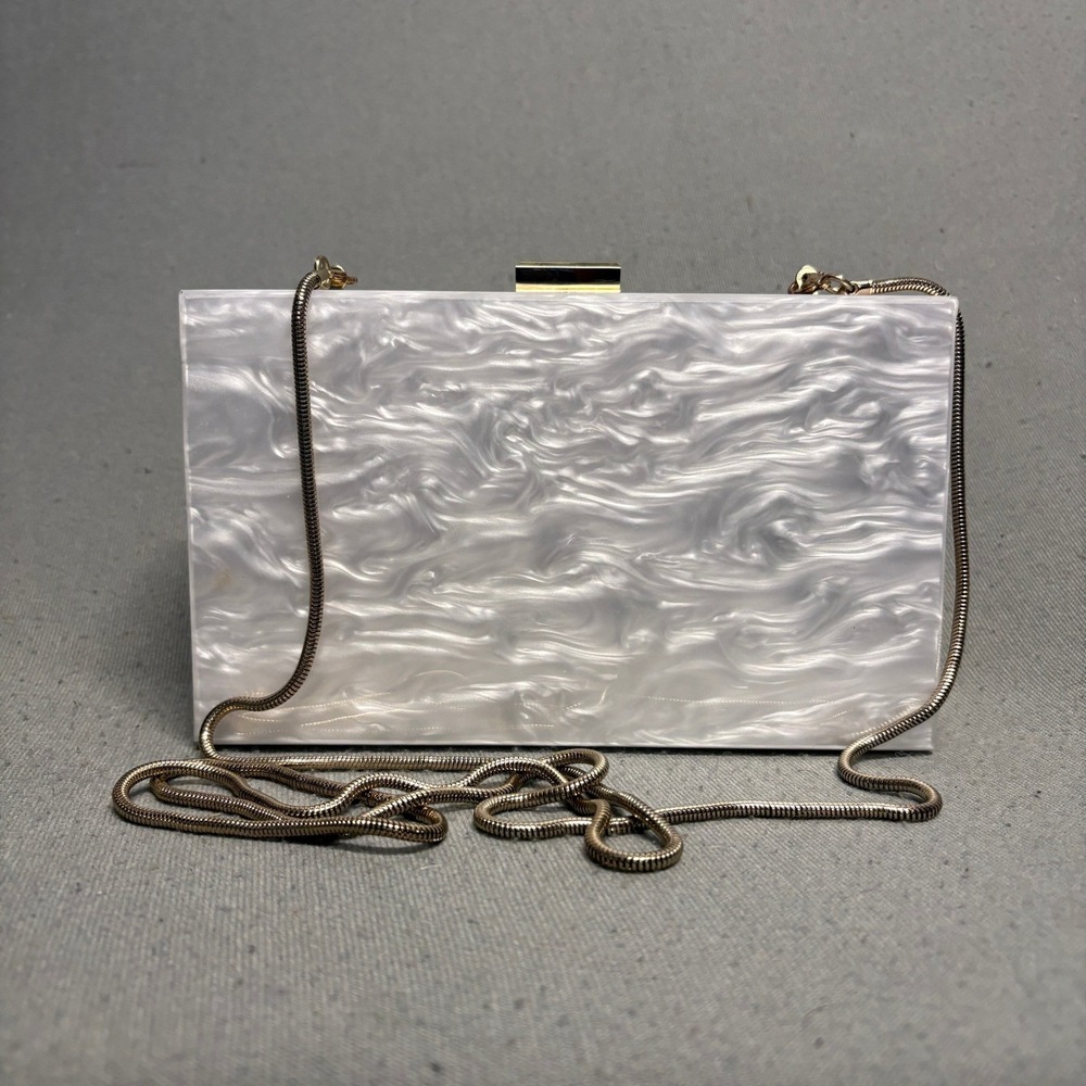 New item (November‎ 13th, 2025 at 1:52 PM)